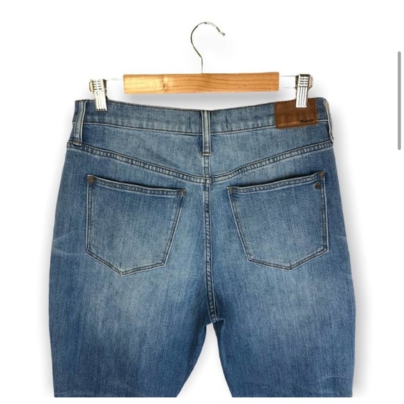Madewell The High Rise Slim Boyjean Knee Rip Edition Size 29 Medium Wash H5863 - Picture 8 of 10
